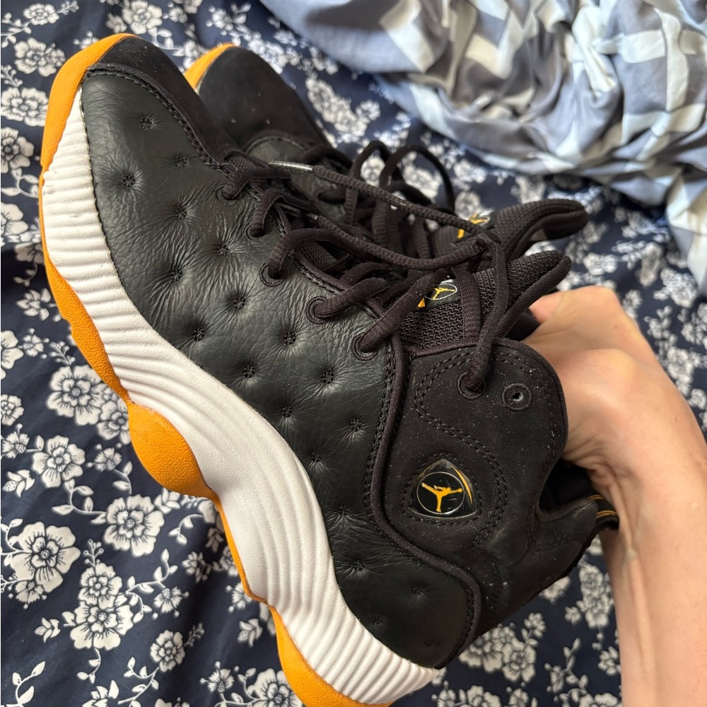 Jordan jumpman team 2